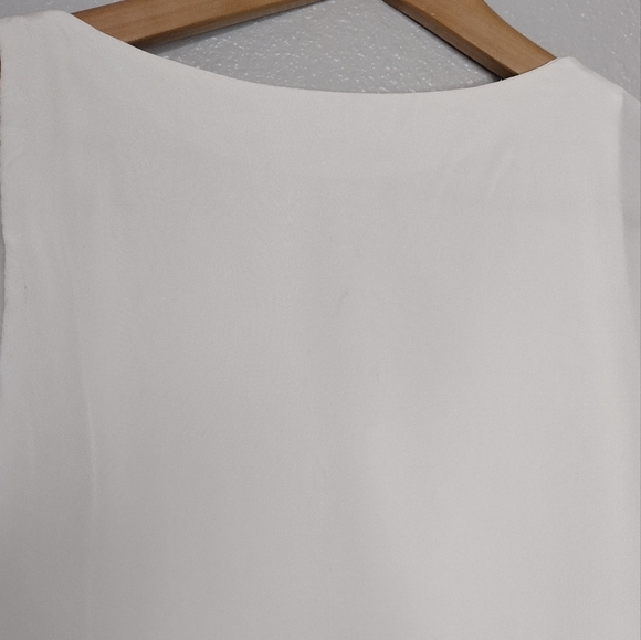 Jaygodfrey Drape Shoulder Tunic Blouse - Picture 14 of 14